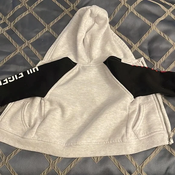 Tommy Hilfiger Sweat Suit - Picture 3 of 5